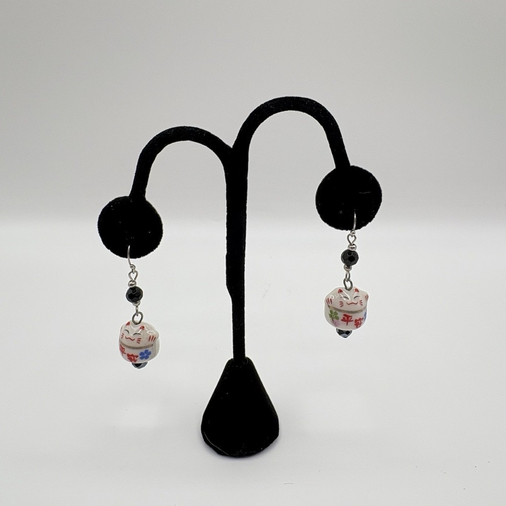 Japanese Maneki Neko Lucky Cat Earrings Ceramic Hand Painted Dangle Jewelry